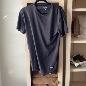 Hollister nice fitting shirt